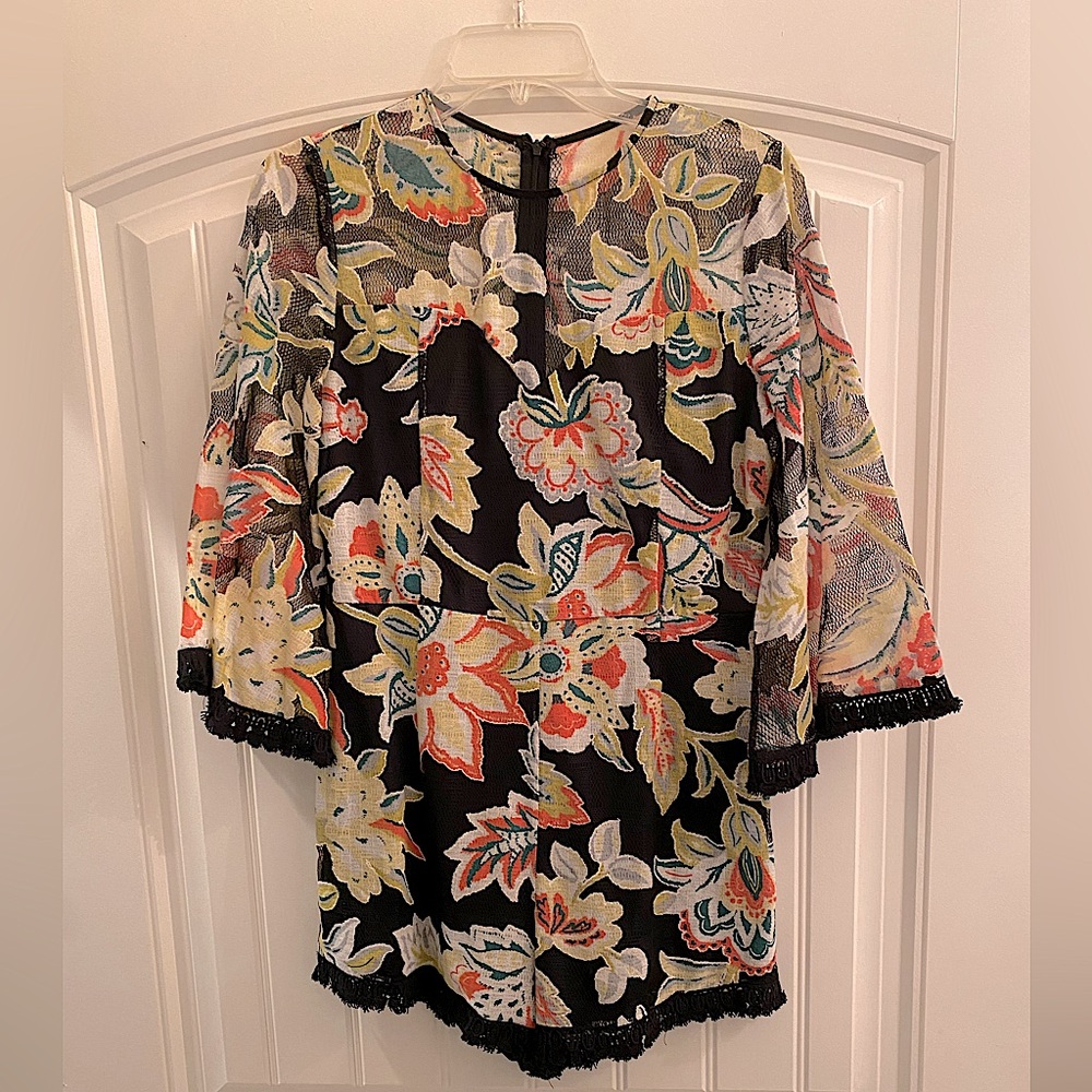 Floral romper sheer sleeves M